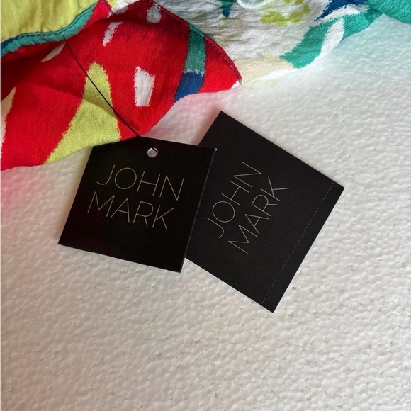 John Mark Tropical Floral Print Top - Picture 5 of 10